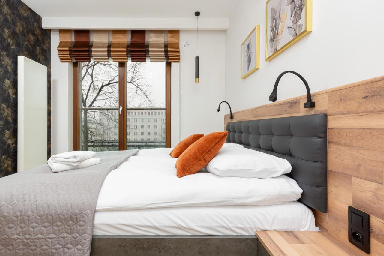 Park Arkadia Apartment With Parking Mokotow By Noclegi Renters Варшава Екстериор снимка